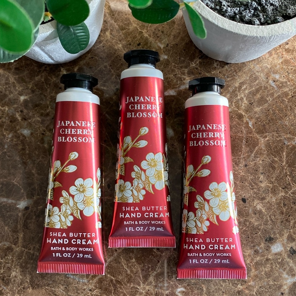 Set of 3 ‘Japanese Cherry Blossom’ Bath & Body Works, 1-fl oz Hand Cream, NWT